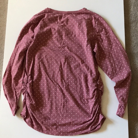 Old Navy- Maternity Shirts-  XL - Picture 10 of 13